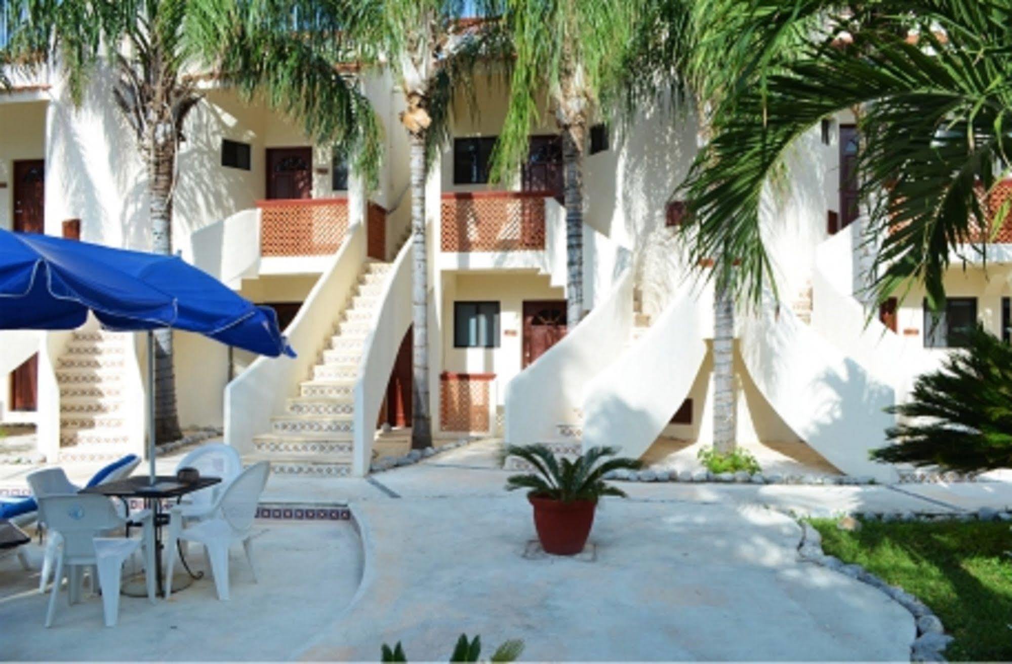 Villas Coco Resort - All Suites (Adults Only) Isla Mujeres Dış mekan fotoğraf
