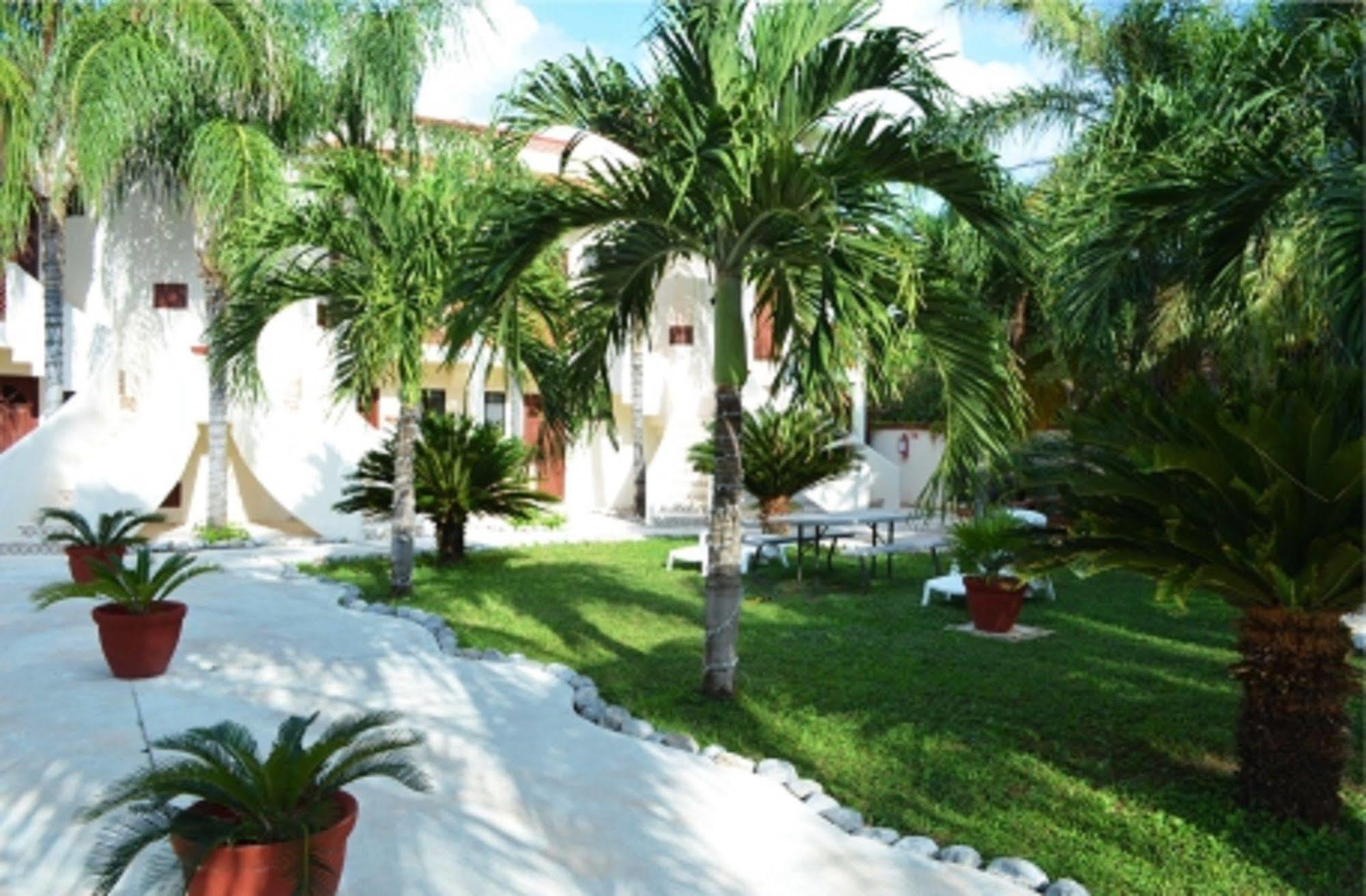 Villas Coco Resort - All Suites (Adults Only) Isla Mujeres Dış mekan fotoğraf